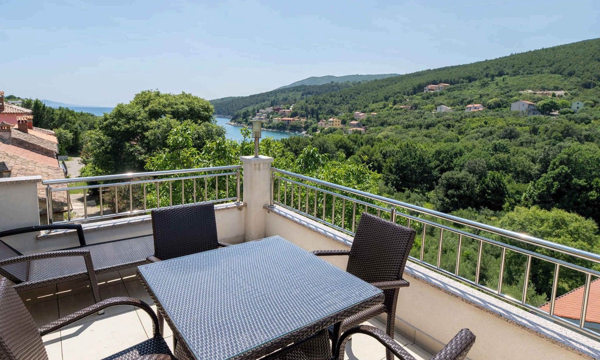 Sveta Marina Apartment | Holiday apartment 120 m to the Adriatic