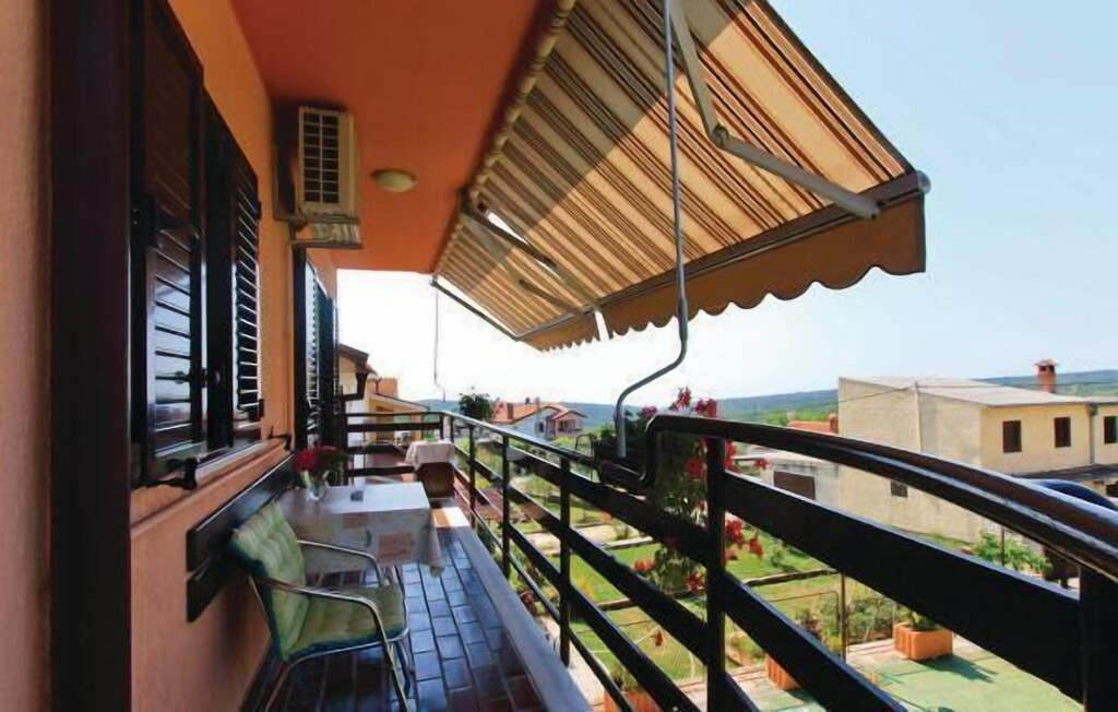Mali Vareski Apartment | Holiday apartment Krnica for 1 - 4 persons with 1 bedroom - Holiday apartment