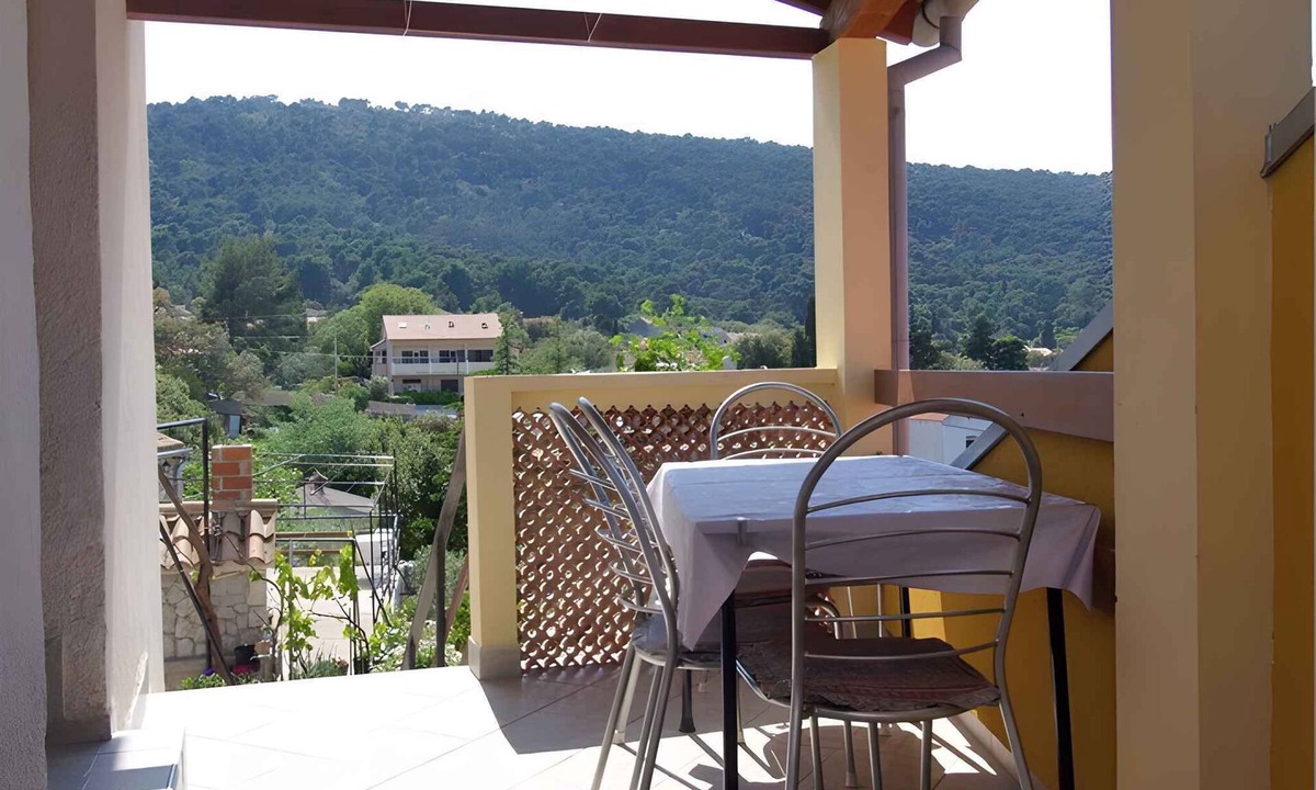 Veli Losinj Apartment | Holiday apartment with barbecue