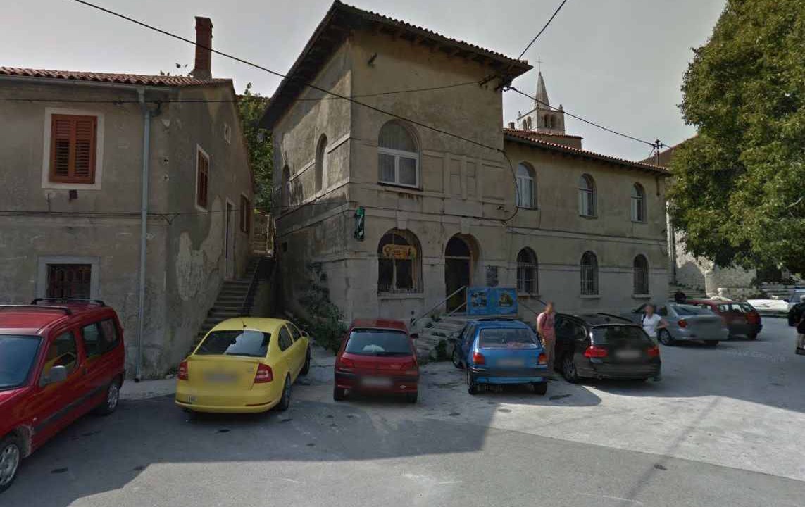 Plomin Apartment | Holiday apartment with air conditioning