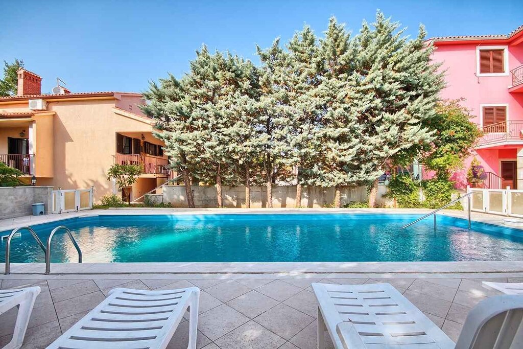 Krnica Apartment | Holiday apartment with air conditioning