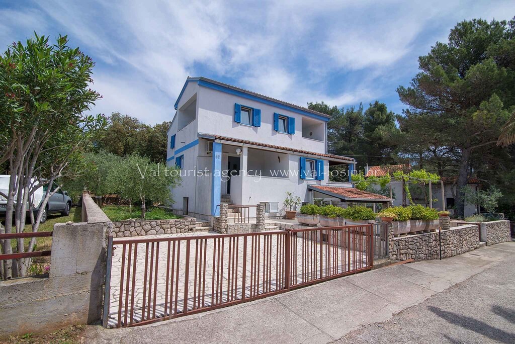 Artatore Apartment | Holiday apartment with terrace