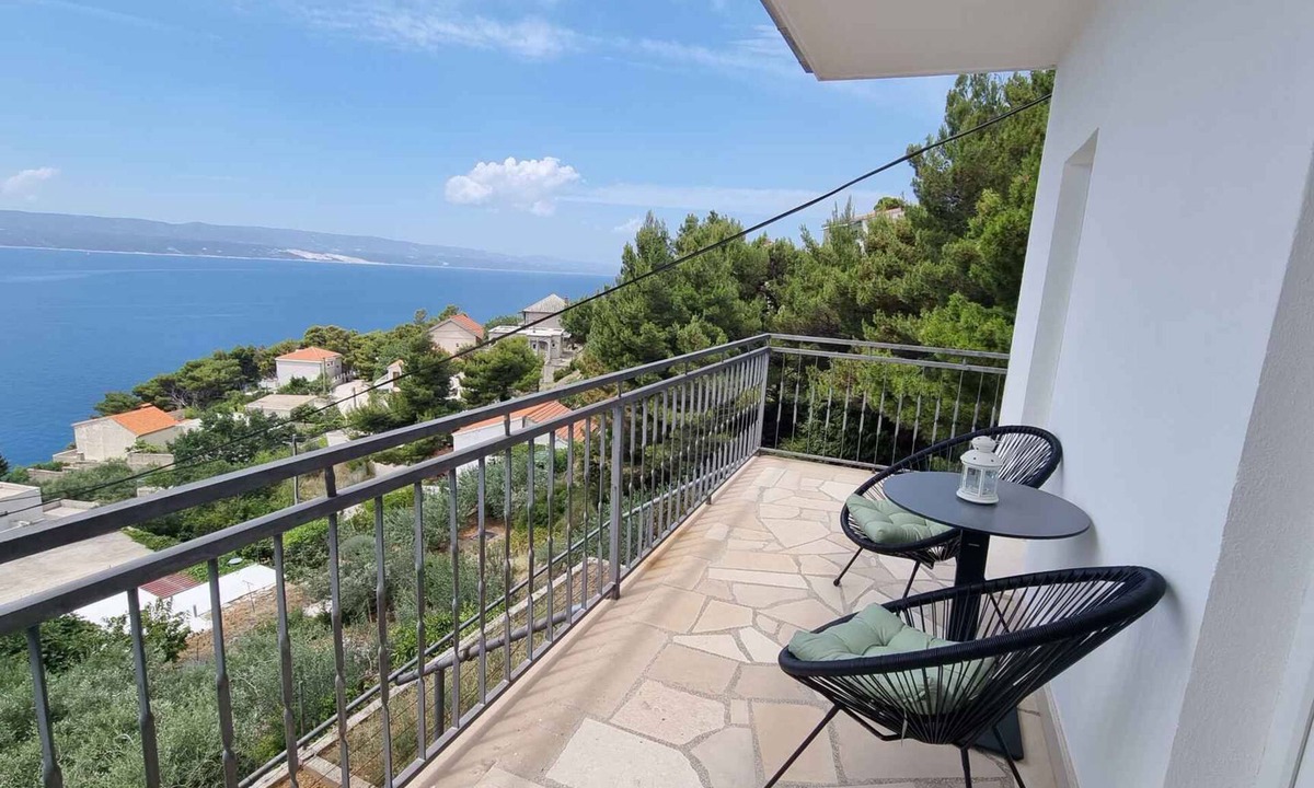Marusici Apartment | Holiday apartment with terrace and air conditioning