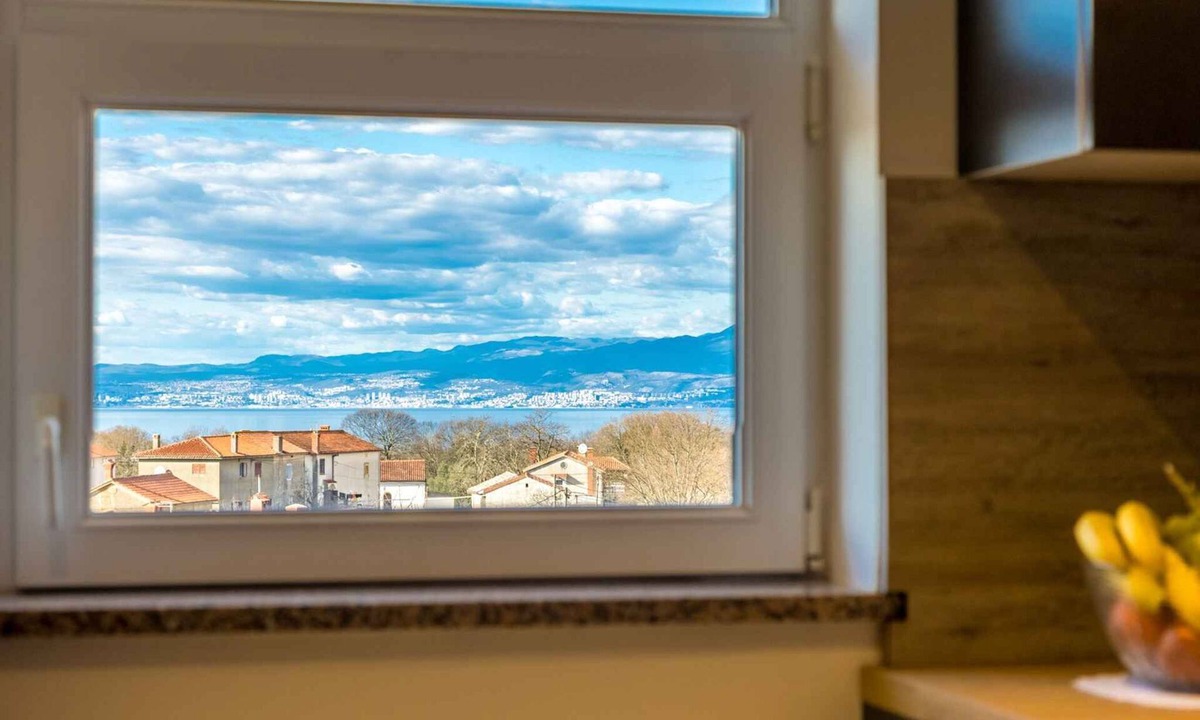 Sveti Anton Apartment | Holiday flat with balcony