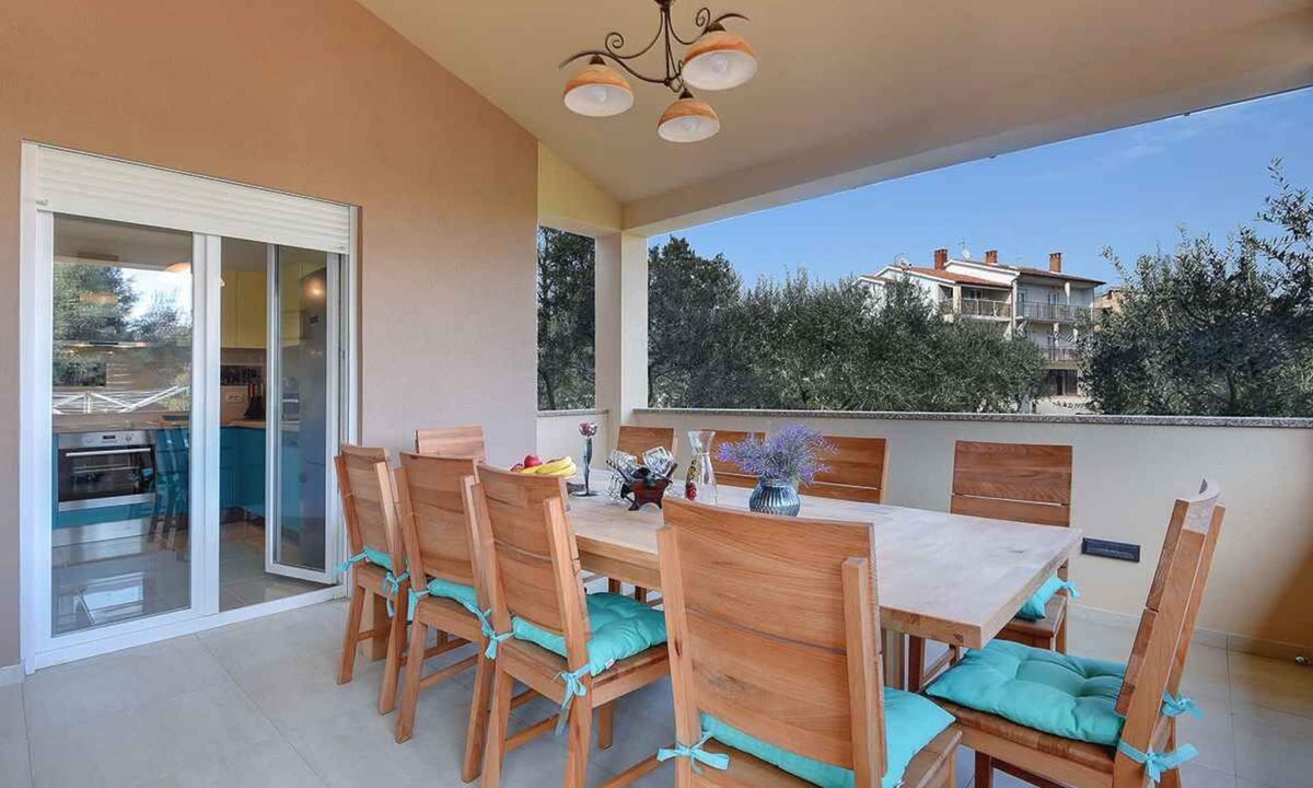 Vinkuran House | Holiday home mit Terrasse und Klimaanlage
