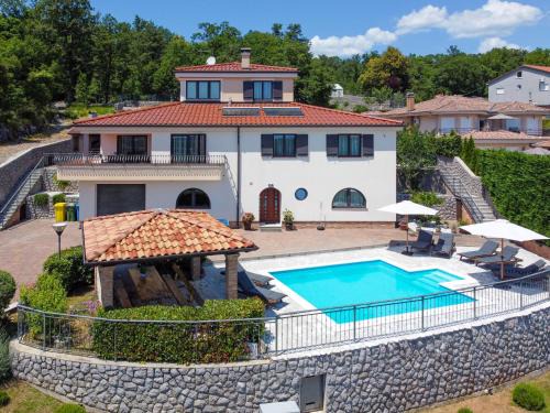 Viskovo House | Holiday Home Villa Toni by Interhome