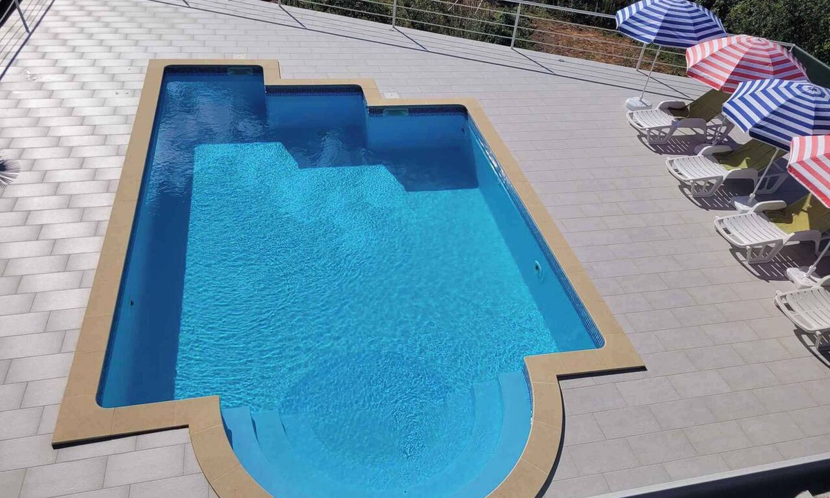 Ika House | Holiday home with sea view and pool