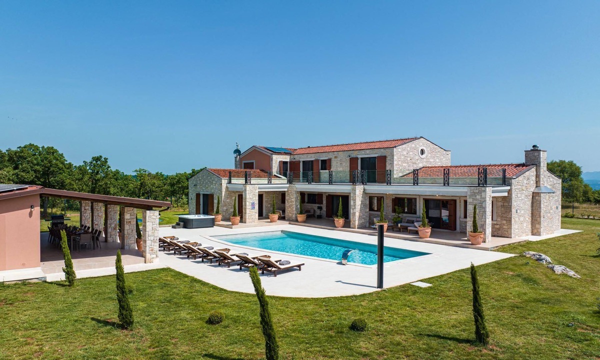 Hrboki House | Holiday house Barban for 1 - 12 persons with 4 bedrooms - Holiday home