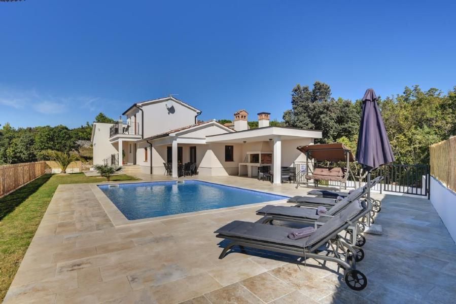 Viskovici House | Holiday house Diminici for 8 persons with 4 bedrooms - Holiday house
