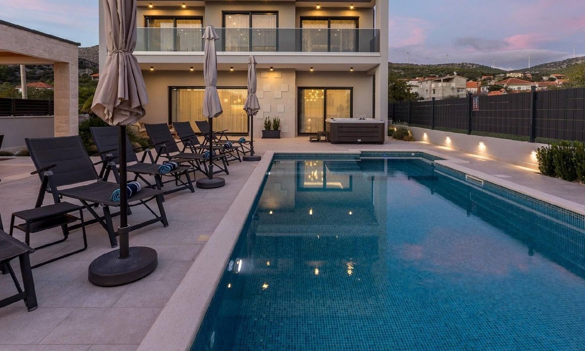 Marina House | Holiday house Marina for 1 - 9 persons with 4 bedrooms - Holiday home