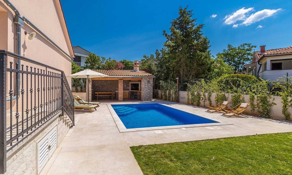 Krk House | Holiday house MASLINA with pool