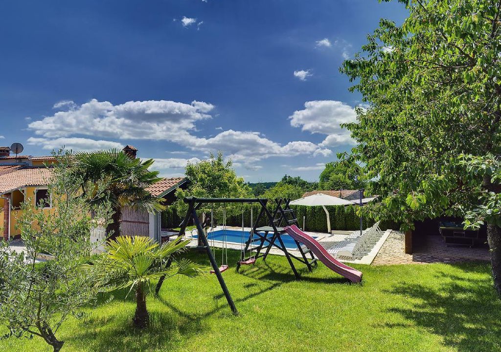 Lindar House | Holiday house Pazin for 10 persons with 5 bedrooms - Holiday house
