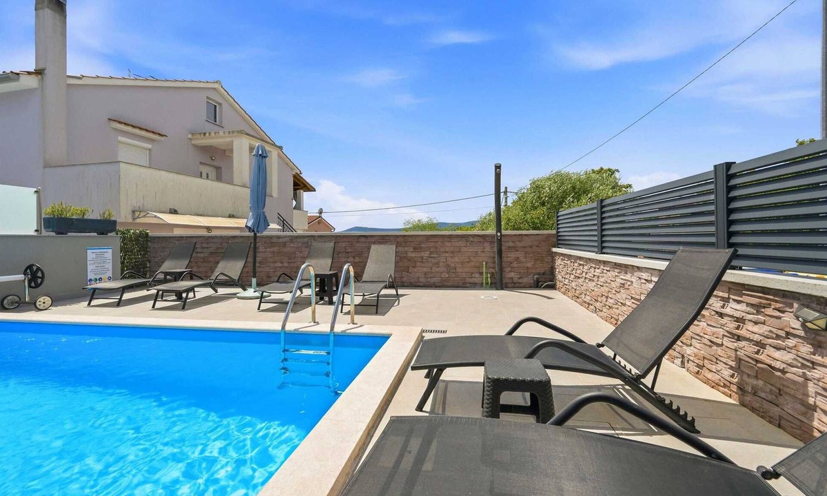 Skrbcici Villa | Holiday house Pink with Pool