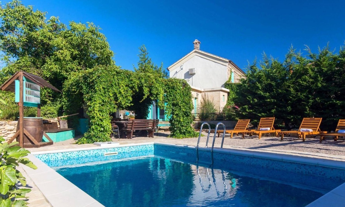 Rasopasno House | Holiday house Rasopasno for 2 - 6 persons with 3 bedrooms - Holiday home