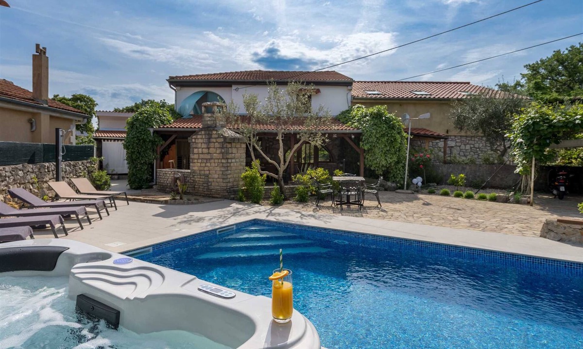Rasopasno Villa | Holiday House Stone Lady