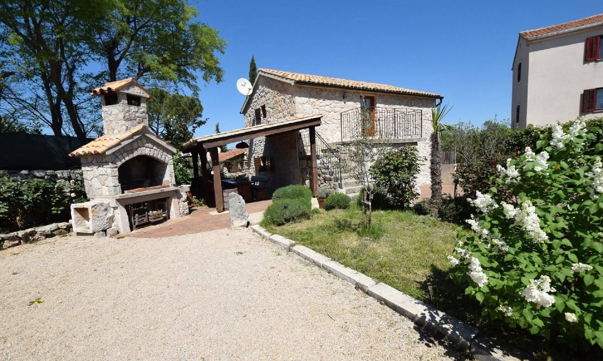 Rasopasno House | Holiday house Vantačići for 1 - 6 persons with 3 bedrooms - Holiday home