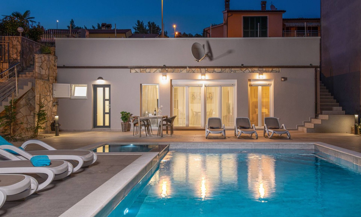 Rabac Ski Chalet | House Quadro up to 5 People with big private Pool in Rabac by 22Estates