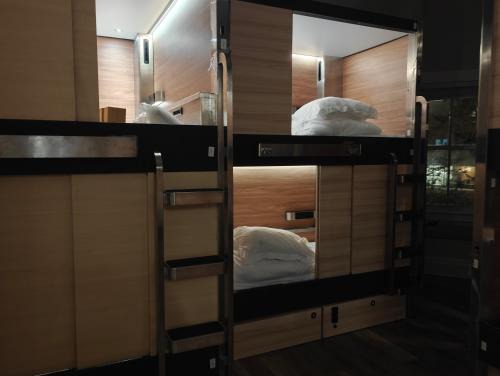 Chinatown Hostel | I Street Capsule Hostel