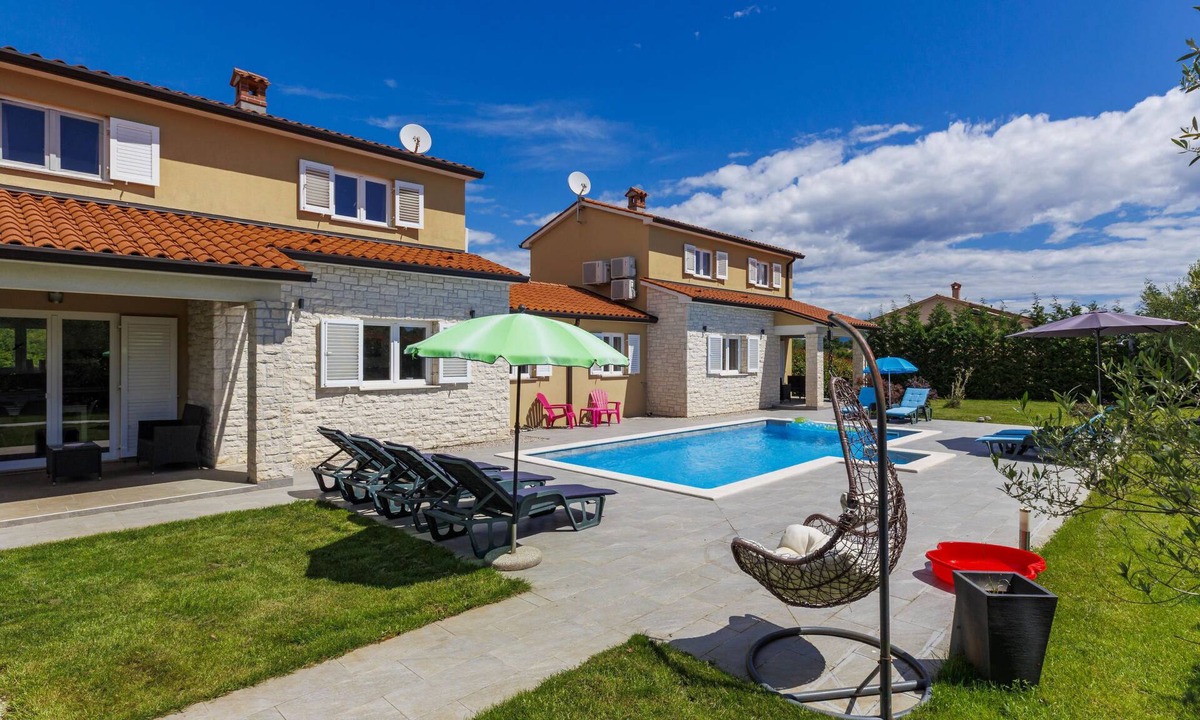 Becici House | Istria Queen by Interhome