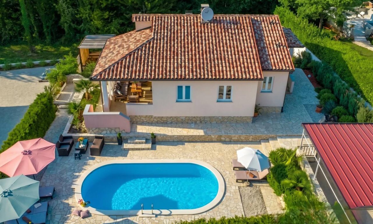 Becici House | Istria Villa Stella for 8: Pool & Sauna, Sveti Bartul, Croatia