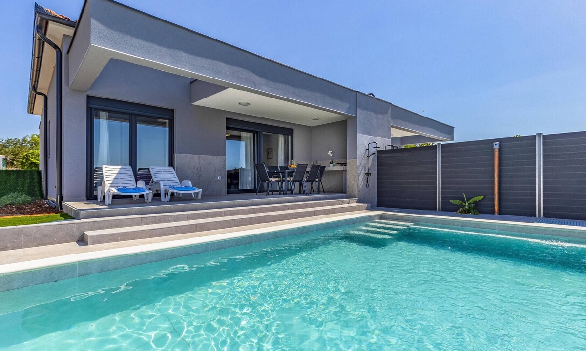 Loborika Villa | Istriensonne 0786 - Newly Built Semi-Detached House Double 2 with Private Pool