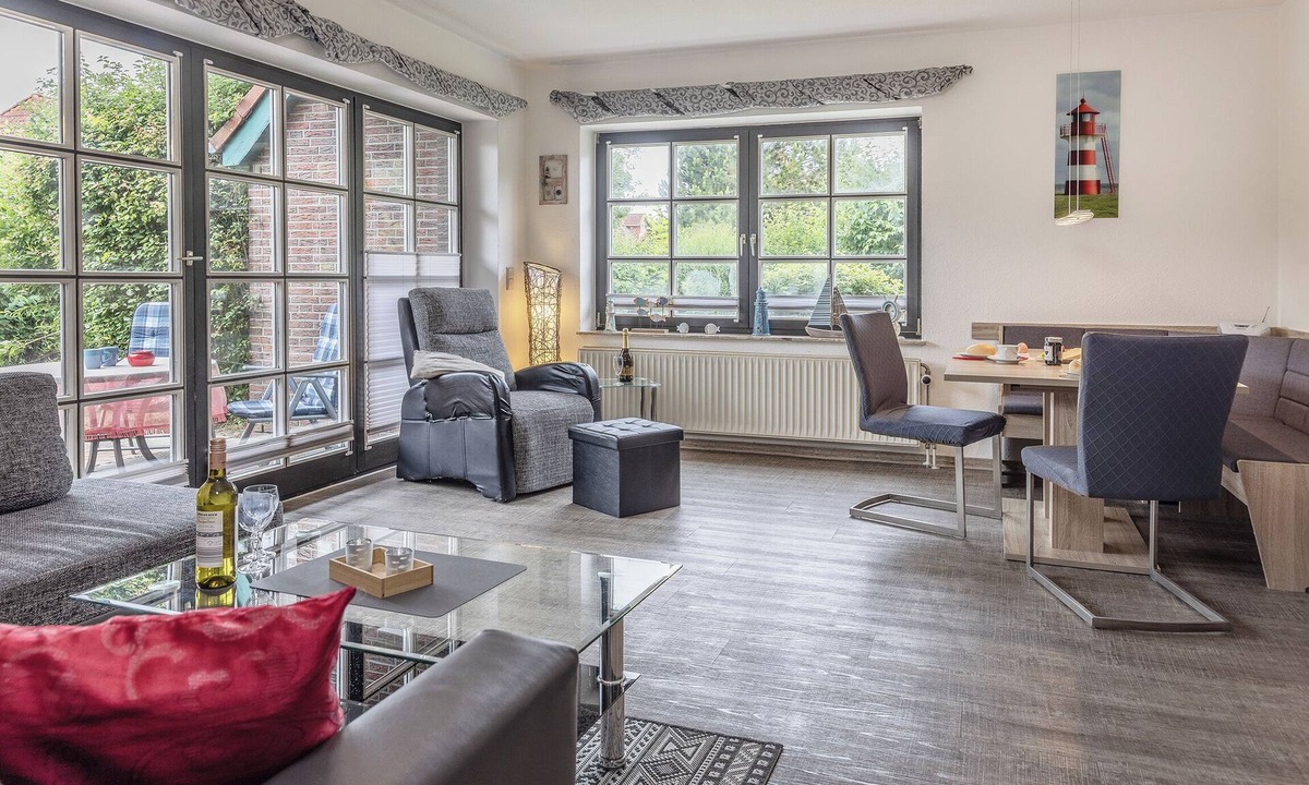 Carolinensiel Apartment | Just enjoy the silence: The ground floor apartment is located near the K
