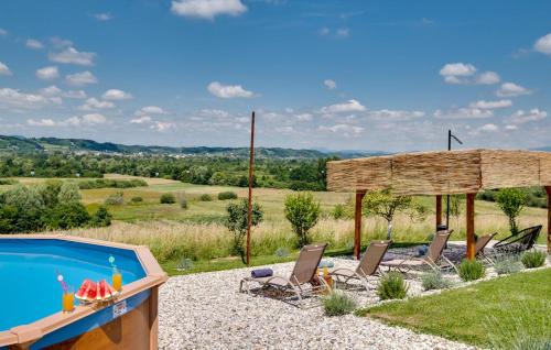 Oroslavje Ski Chalet | Kuća za odmor s bazenom i panoramskim pogledom - Terrace by David