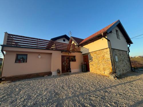 Ozalj House | Kuća za odmor Velnira