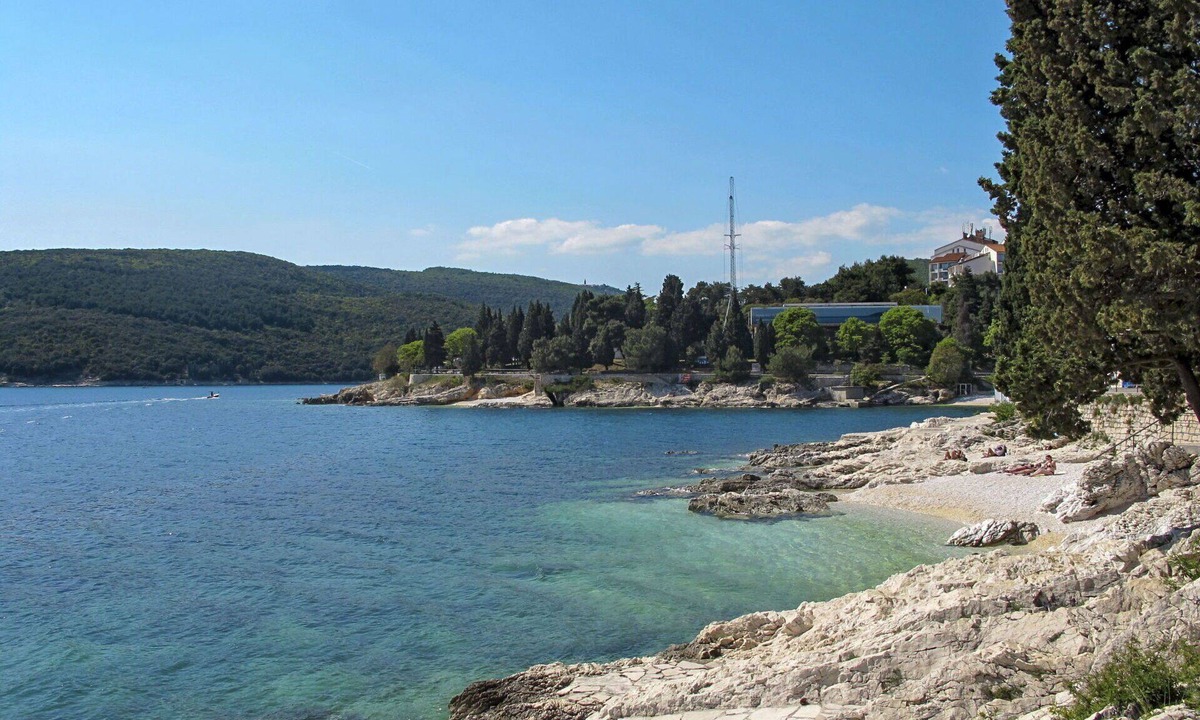 Rabac Apartment | Lovely apartment for 2 people with A/C, WIFI, TV and terrace