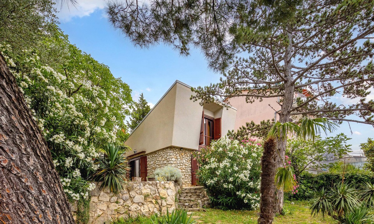 Selce House | Lovely Holiday Home By The Sea, Selce, Croatia