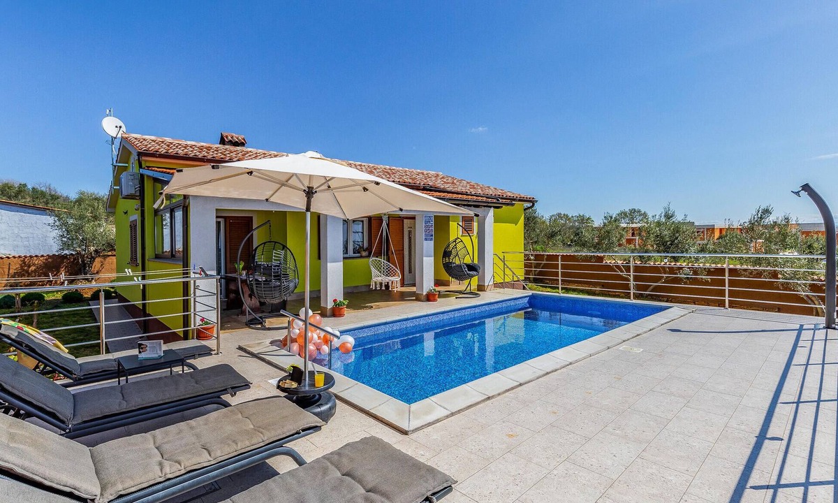 Peruski House | Lovely home in Krnica