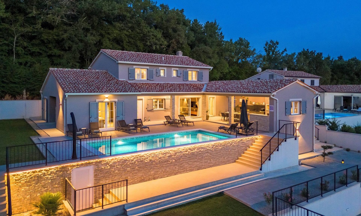 Snasici Villa | Luxurious 5-bedroom villa with whirlpool and sauna in marvelous Istria