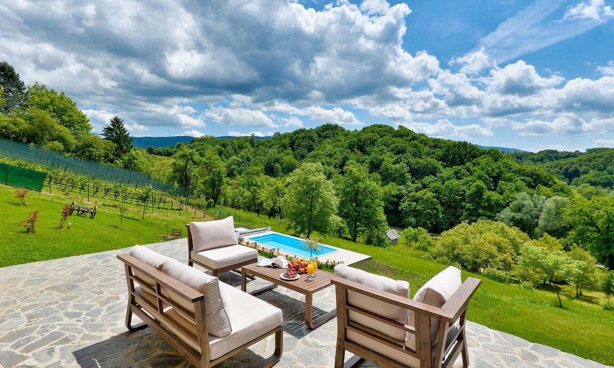 Stubicke Toplice House | Luxurious home in Stubicke Toplice with sauna