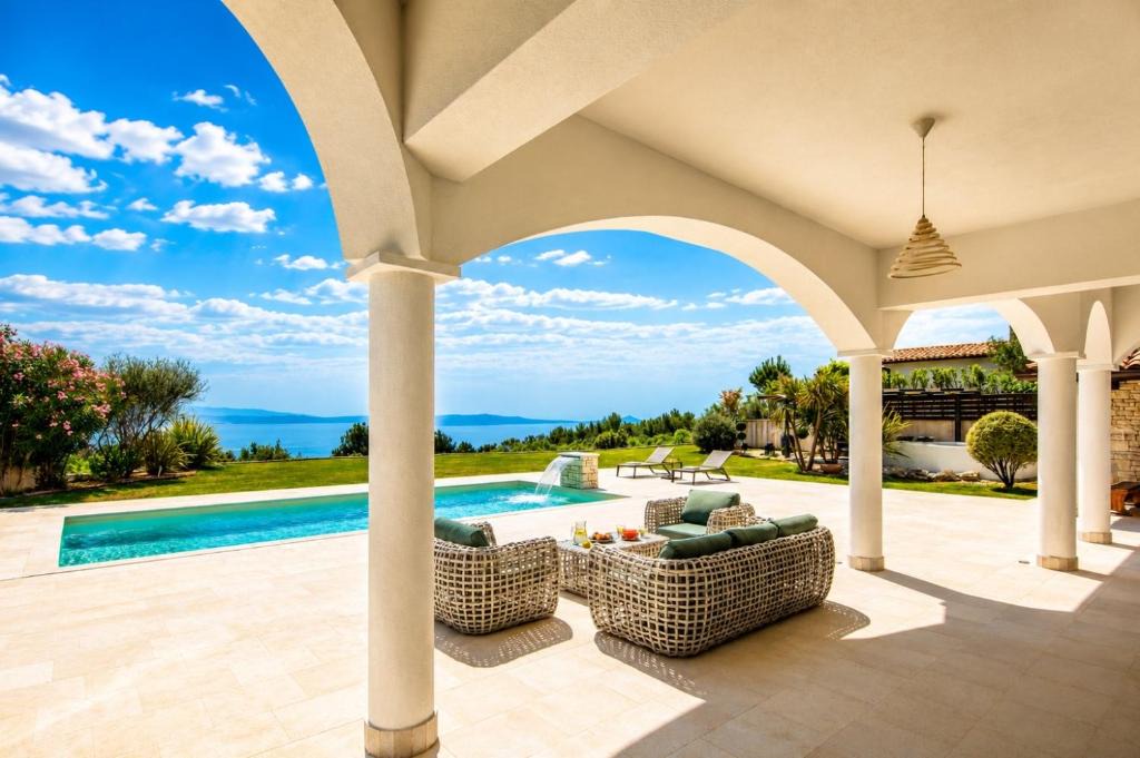 Gondolici Villa | Luxury Panorama Vila with amazing Seaview in Gondolici 7 km from Rabac