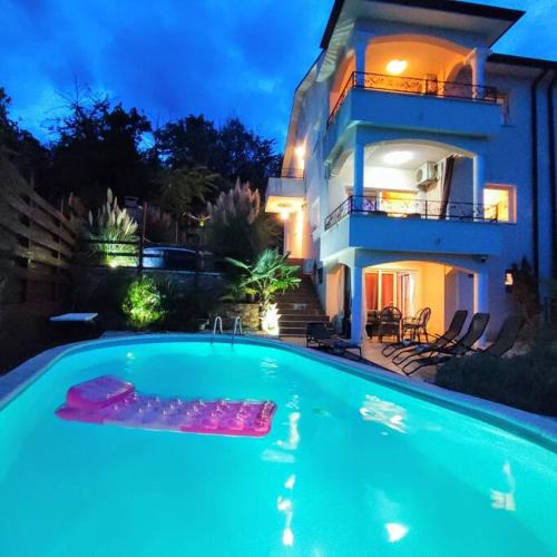 Opric Villa | Luxury Unique Villa Emily with Amazing Sea View