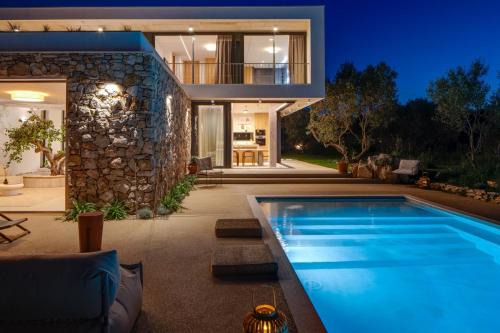 Gornje Selo Villa | Luxury Villa Authentic heated pool sea view