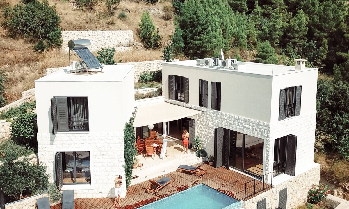 Mimice Villa | Luxury villa Breathtaking views Prime location