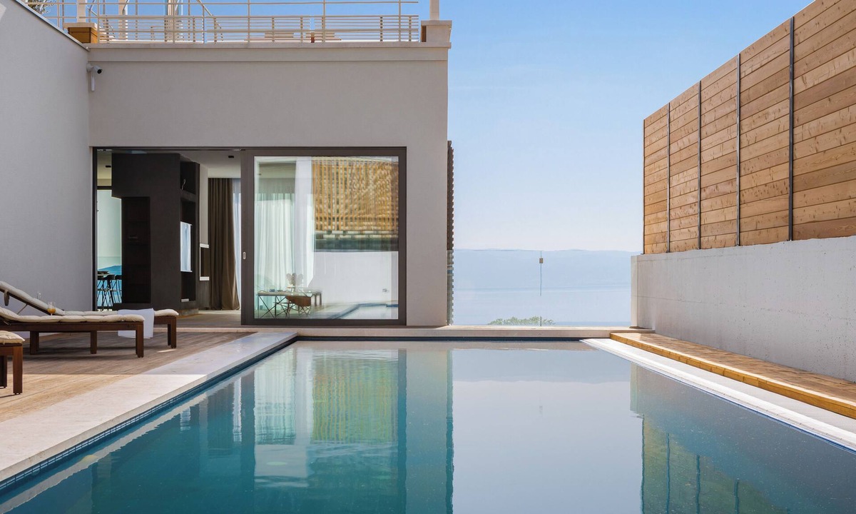 Marusici House | Luxury Villa in charming Omiš with fitness room, WiFi