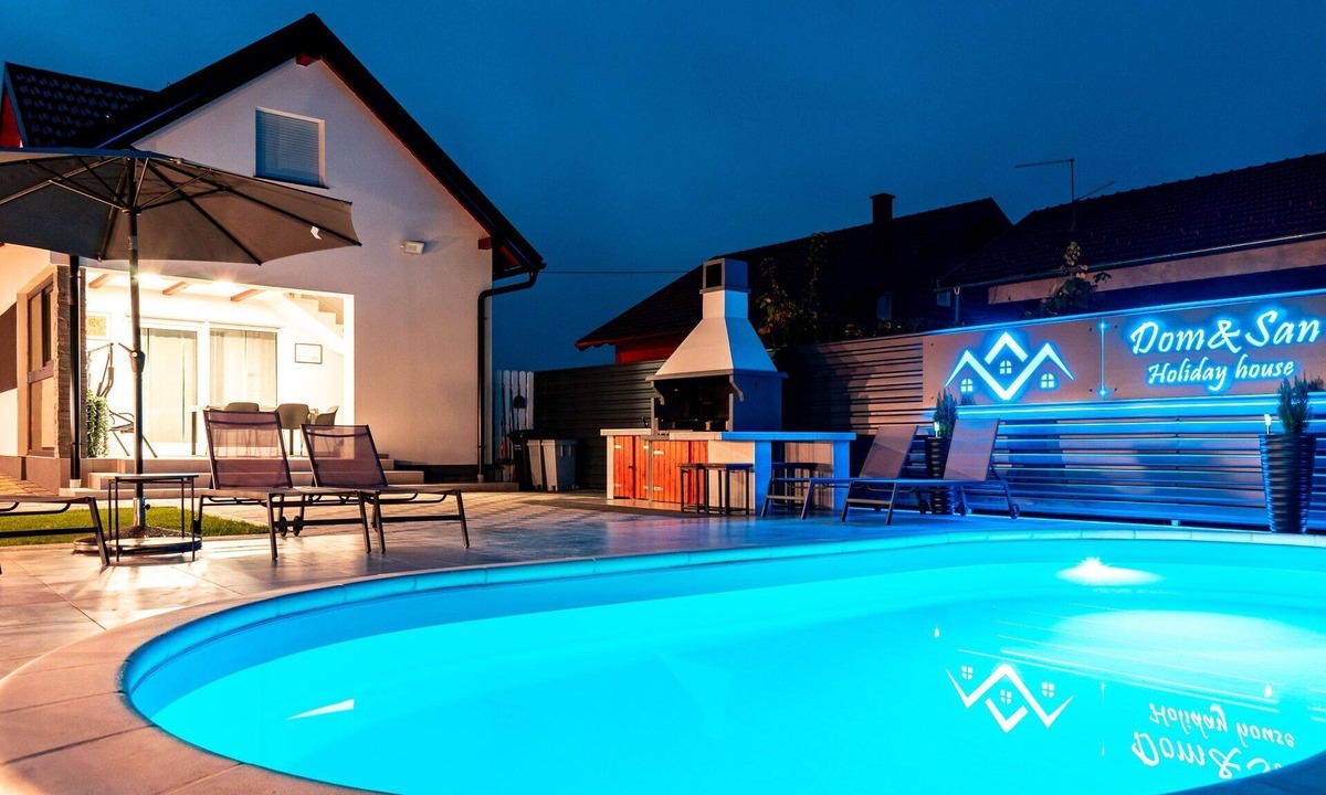 Gornji Kneginec House | Luxury villa with a swimming pool Varaždin Breg, Zagorje (K-20537)