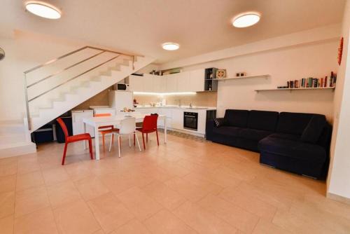 Birgi Vecchi House | Max Kitehouse Stagnone