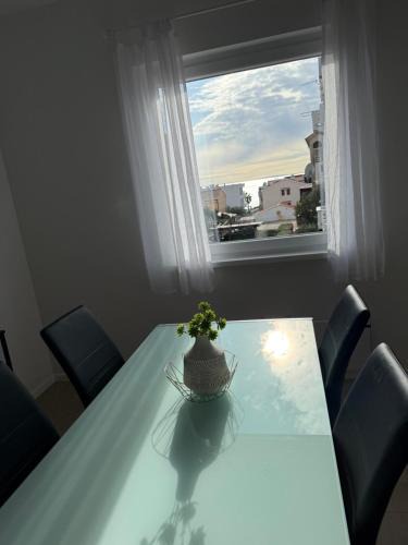 Novalja Apartment | Mirela modern apartment near the beach, Novalja
