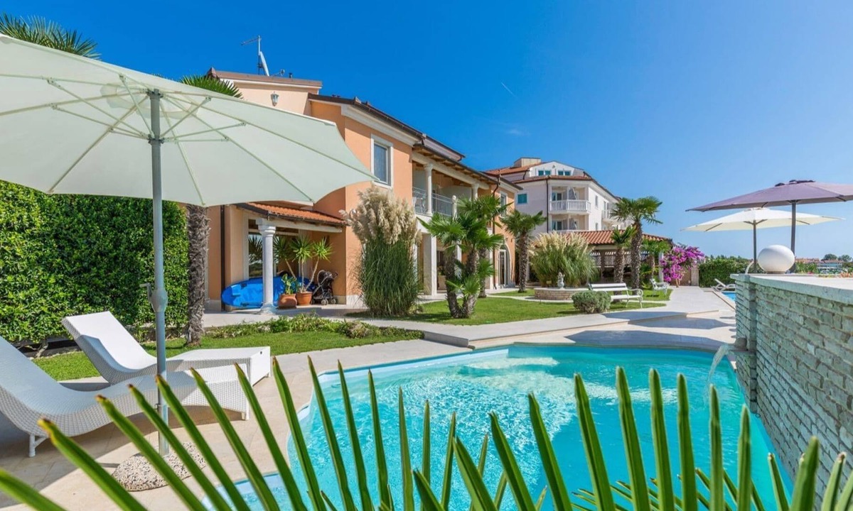 Medulin Other | Modern apartment with balcony and sea view for 2 persons in Medulin