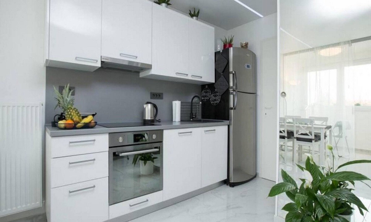 Velika Gorica Apartment | Modern & Luxury APT Zagreb Airport W/free WiFi - One Bedroom Apartment