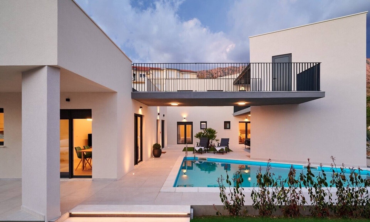 Dugi Rat Villa | Modern Villa AdriaStar with a swimming pool