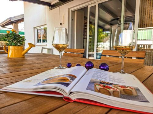 Brzac Resort | Molnar Resort Villa Mimoza & Apartment Nea