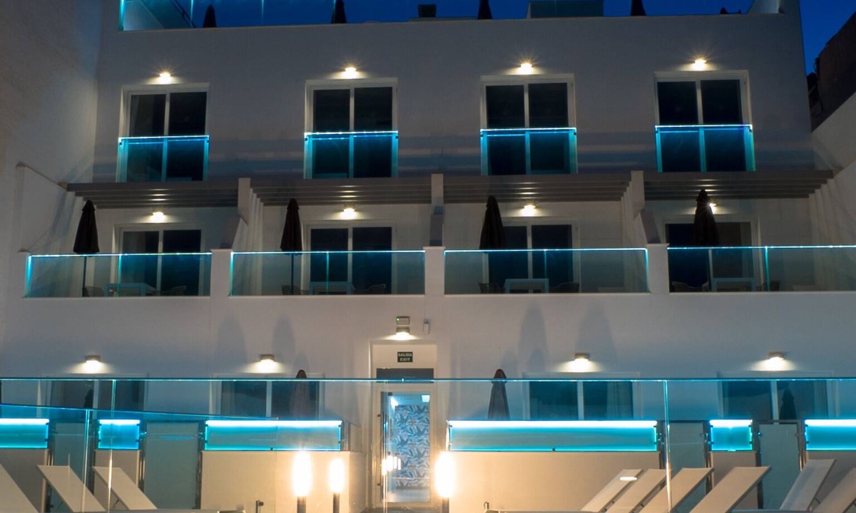 Nerja City Centre Hostel | Nerja VG Hostal Boutique