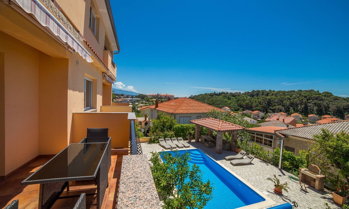 Supetarska Draga Condo | Nice and fresh two with sea views, large balcony and pool access.