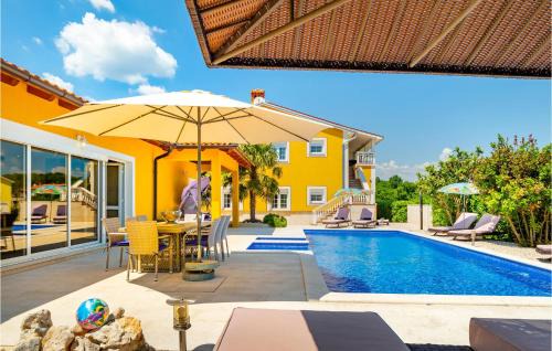 Marceljani Apartment | Nice Apartment In Labin With Swimming Pool