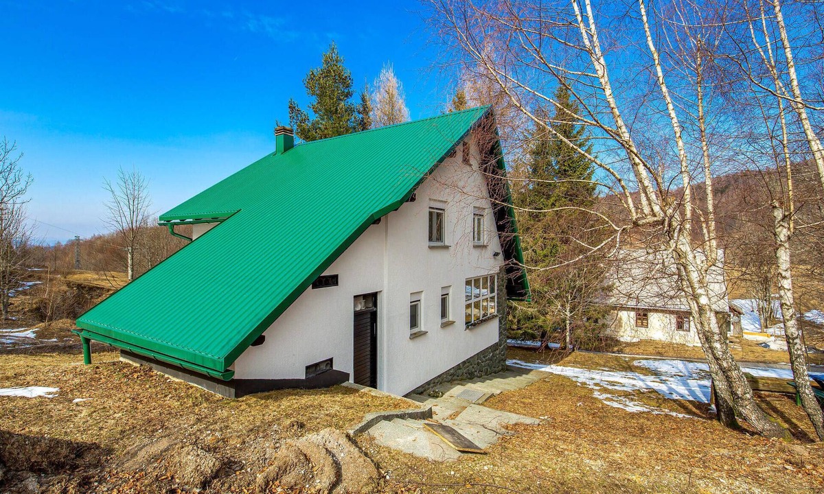 Begovo Razdolje House | Nice home in Begovo Razdolje with WiFi