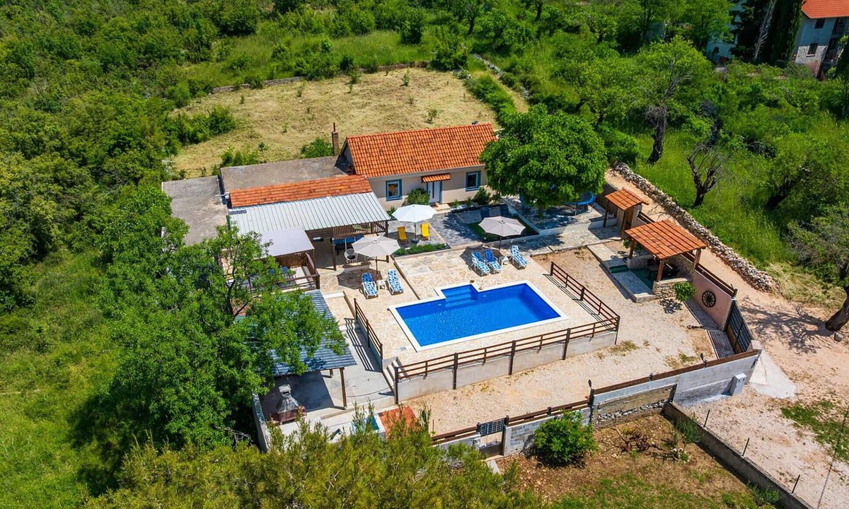 Benkovac House | Nice home in Benkovac